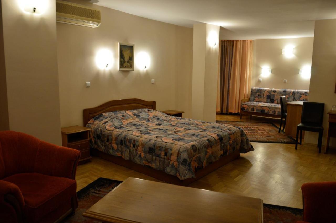 Hotel Drama Burgas Exterior photo